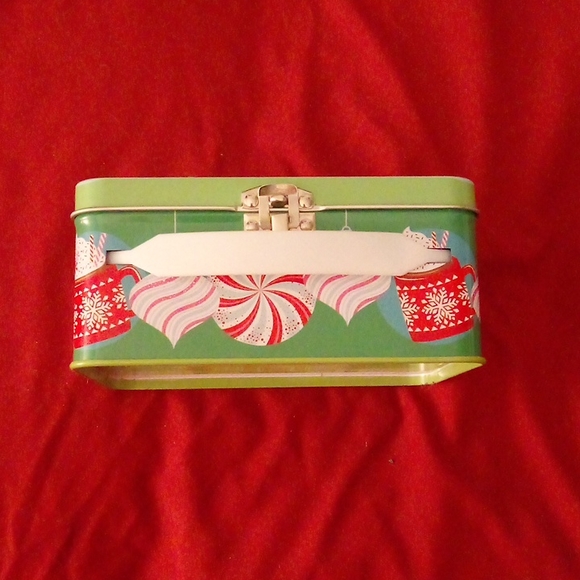 Small Holiday Gingerbread House Tin - Picture 3 of 7